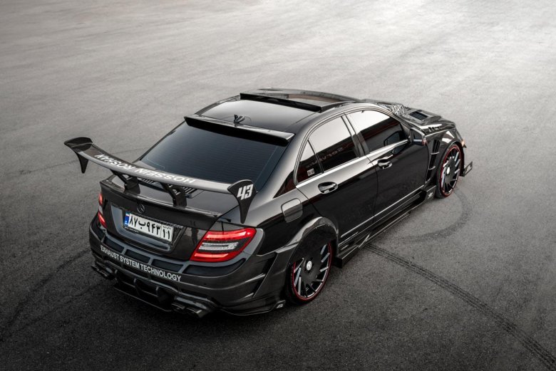 Mercedes c63 amg 2005