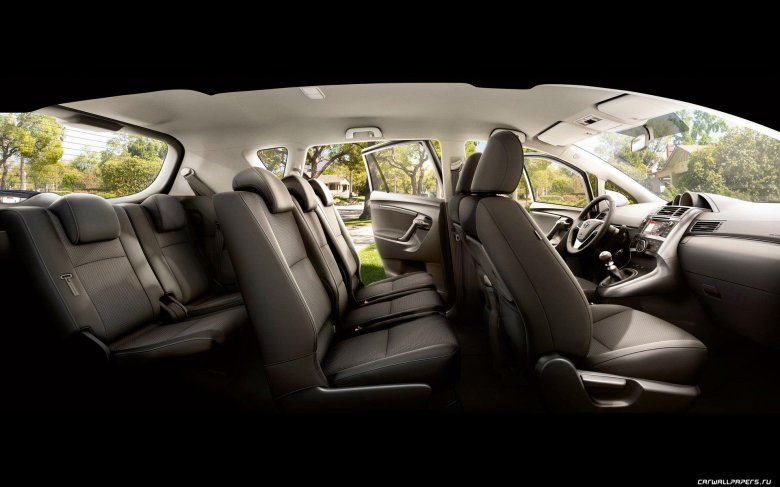 Тойота версо 2013 салон