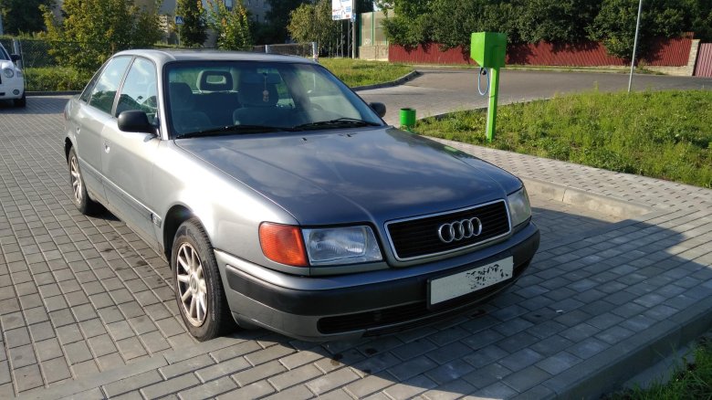Ауди 100 2000
