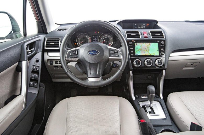 Subaru forester 2014 салон