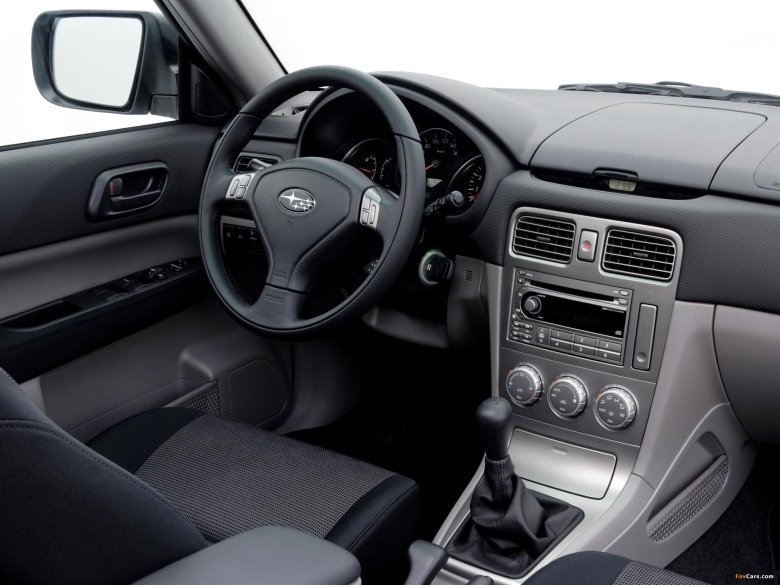 Subaru forester 2006 салон