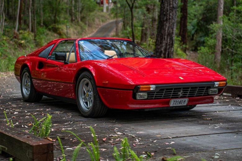 Ferrari 308 gts quattrovalvole