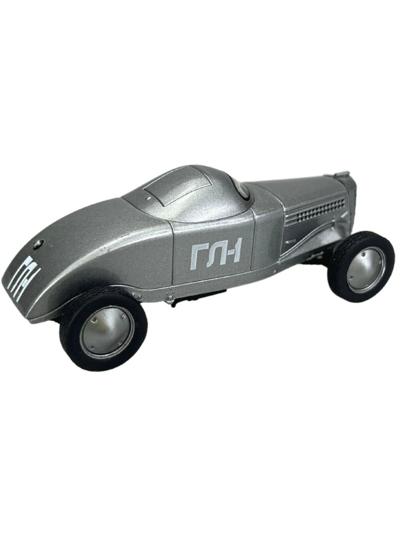 Коллекционная модель машинки