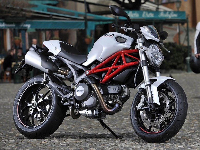 Ducati monster