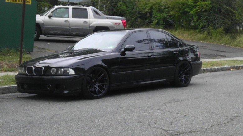 Бмв е 39 черная