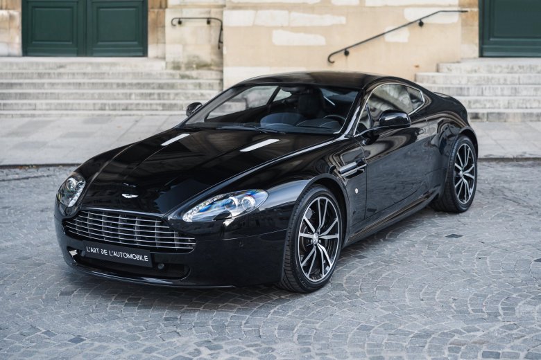 Aston martin vantage