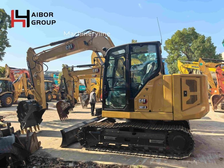 Гусеничные экскаваторы