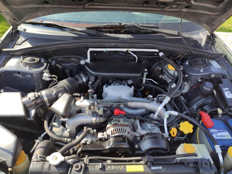 Подкапотное пространство субару форестер