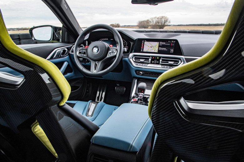 Bmw m4 2022 салон