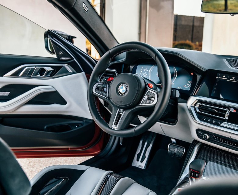 Бмв м4 2021 салон