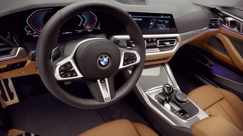 Бмв 3 2023 салон