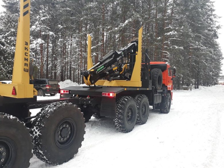 Урал фискарс лесовоз