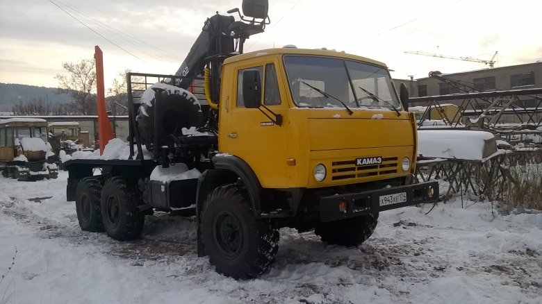 Камаз 43118 лесовоз с манипулятором
