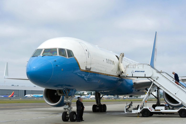 Boeing c-32a