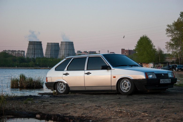 Заниженная ваз 2109