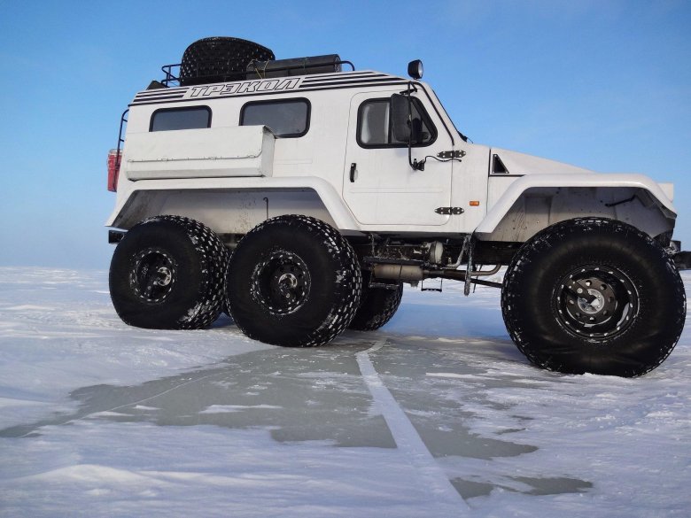 Автомобиль трэкол