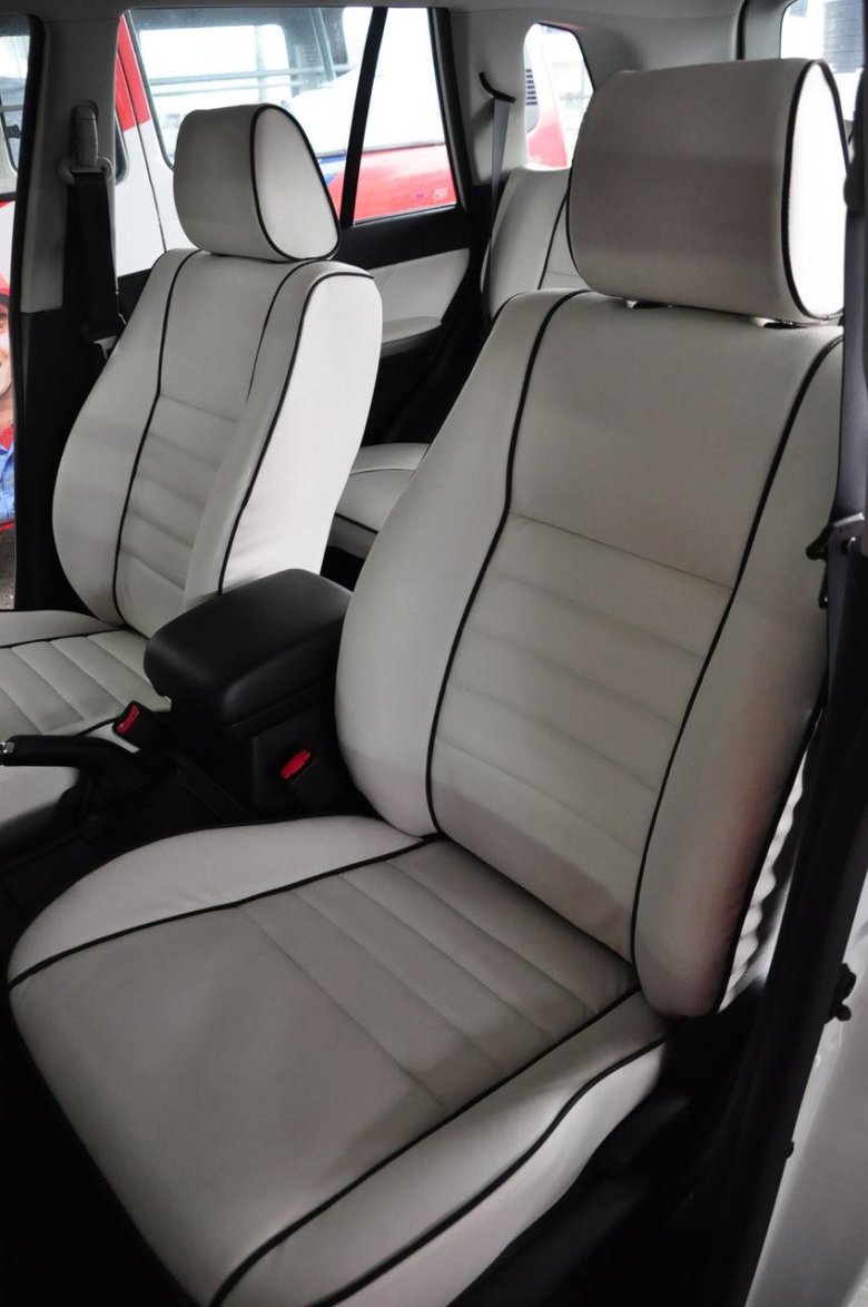 Чехлы на автомобиль