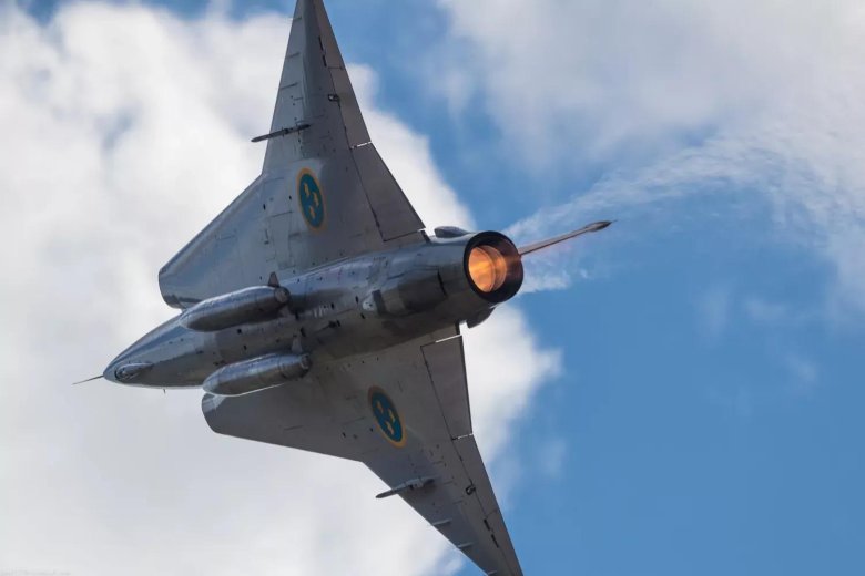 Истребитель saab 35 draken