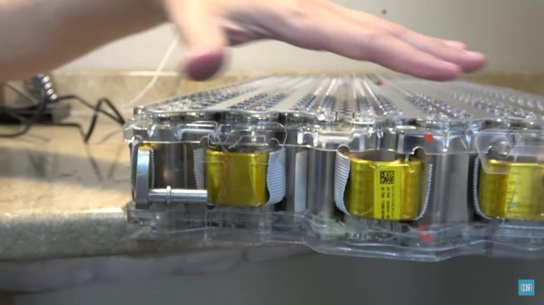 Батарея тесла в разборе