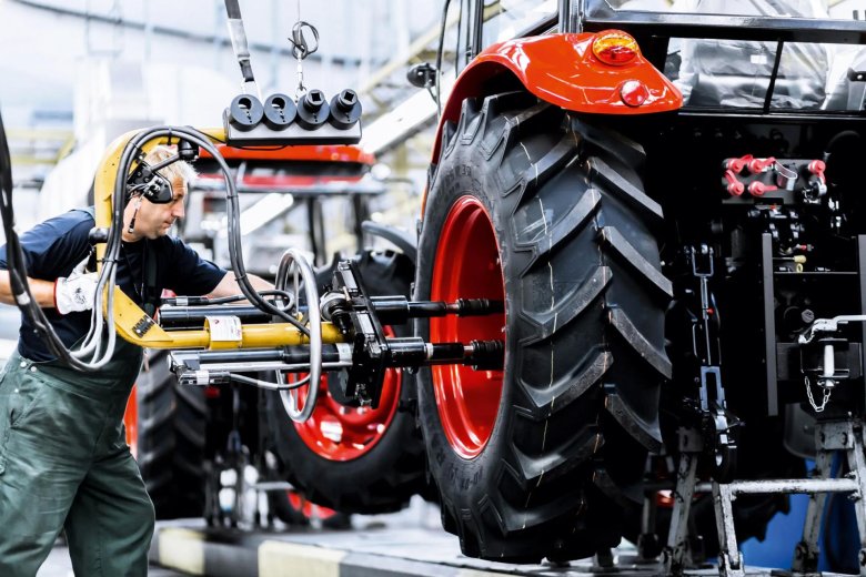 Тракторное и сельскохозяйственное машиностроение