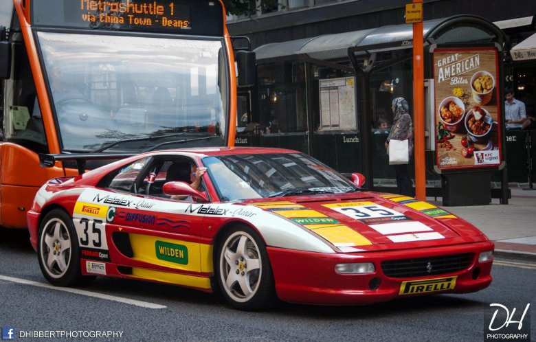 Ferrari 355 challenge