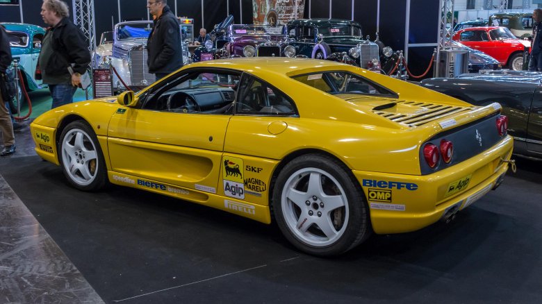 Ferrari 355