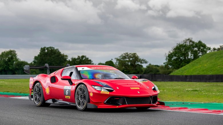 Ferrari 488 challenge evo