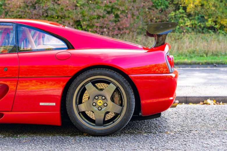 Ferrari f 355 berlinetta