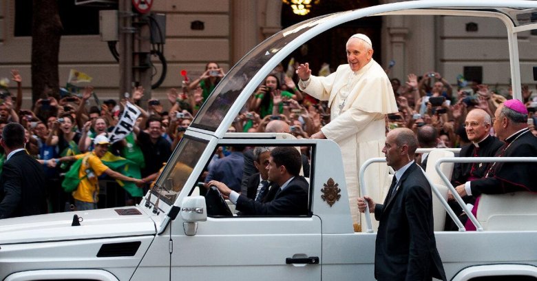 Папамобиль папы римского