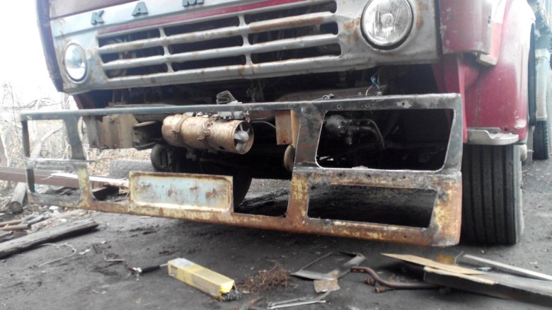 Бампер камаз 4310 старого