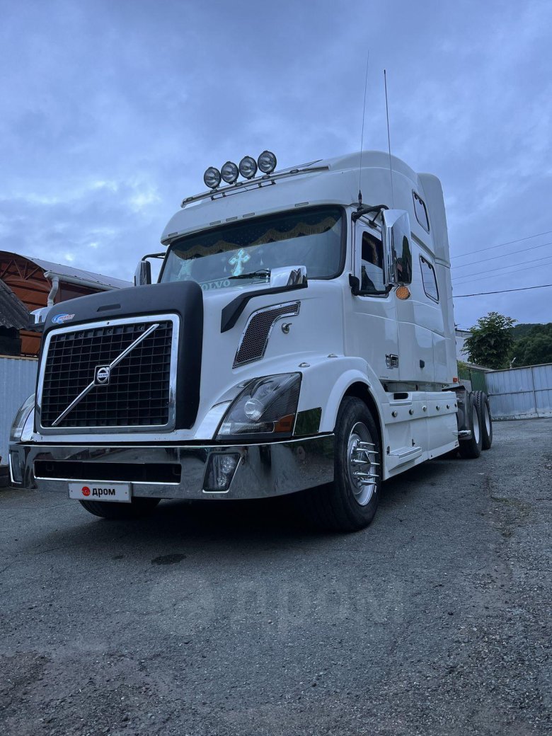 Седельный тягач вольво