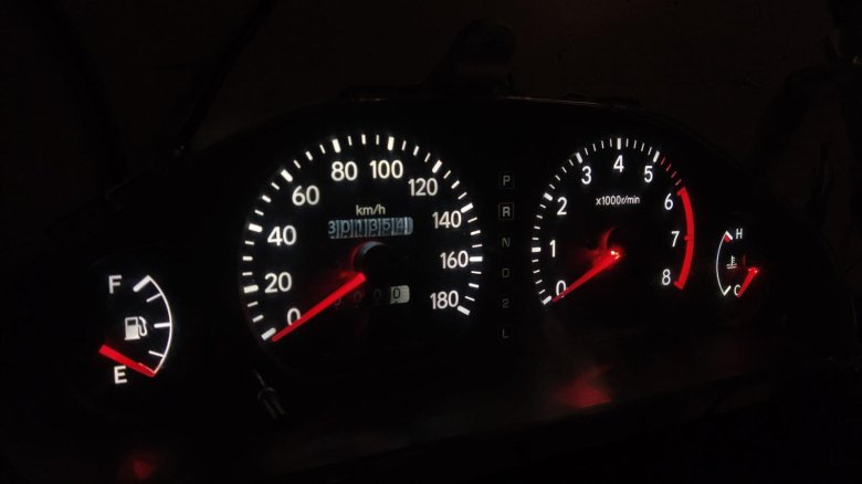 Панель приборов toyota corolla 120