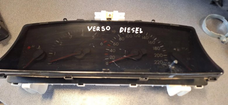 Панель приборов тойота