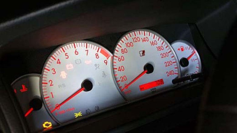 Приборная панель лансер 9 1.6