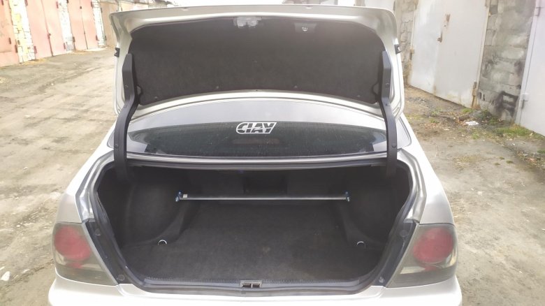 Toyota altezza 1998 2005