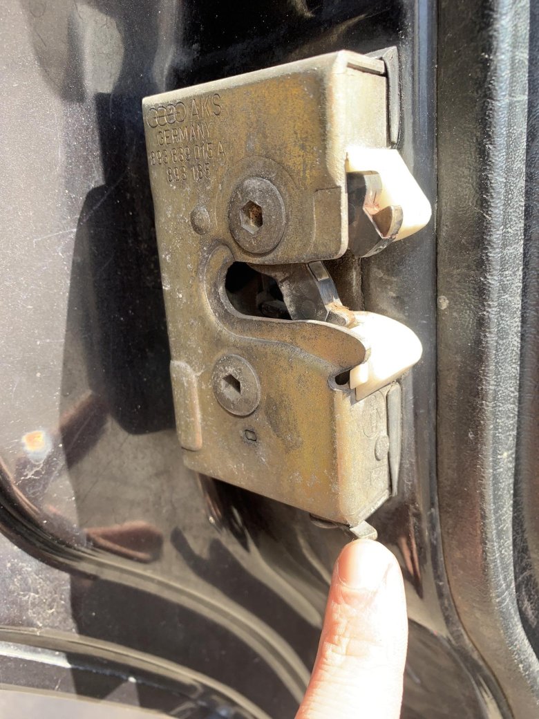 Замок дверей