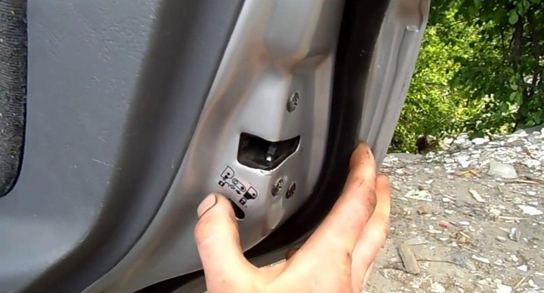 Кнопка блокировки двери hyundai ix35