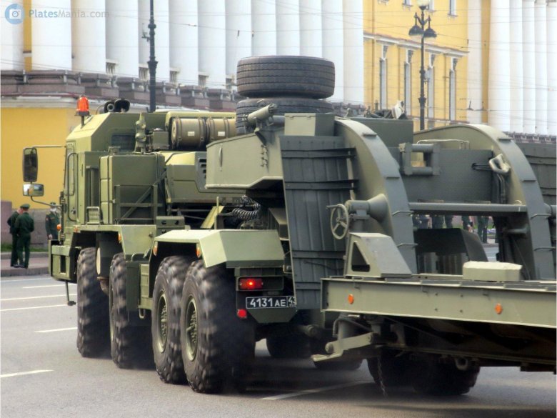 Маз военный тягач 537