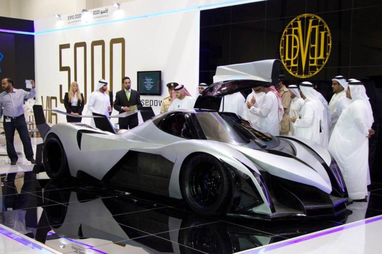 Машина гиперкар devel sixteen