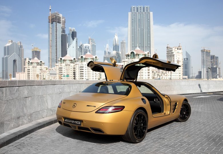 Мерседес sls amg gold