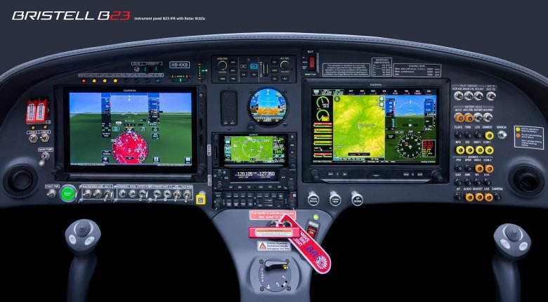 Приборная панель самолета