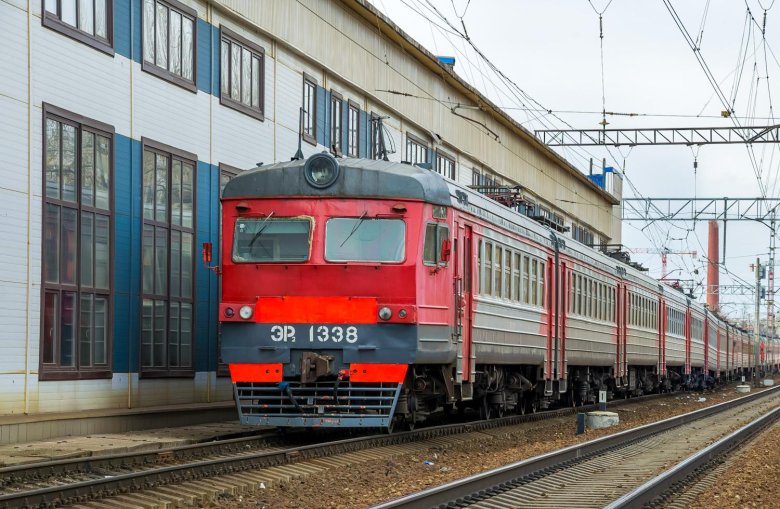 Эр 2 т электропоезд