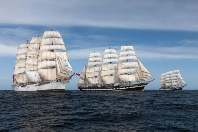 Парусник барк седов