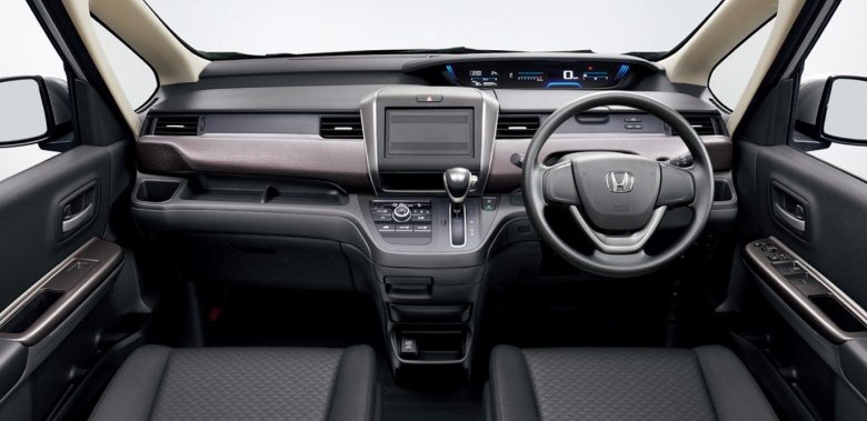 Honda freed hybrid 2019