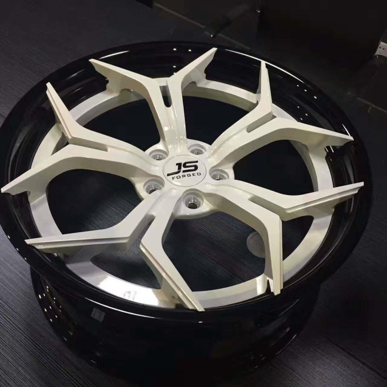 Кованые диски r18 msr