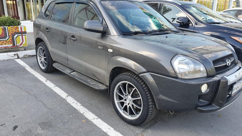 Hyundai tucson jm r18