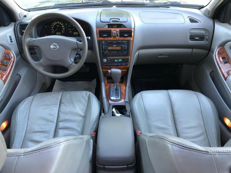 Nissan maxima a33 2005