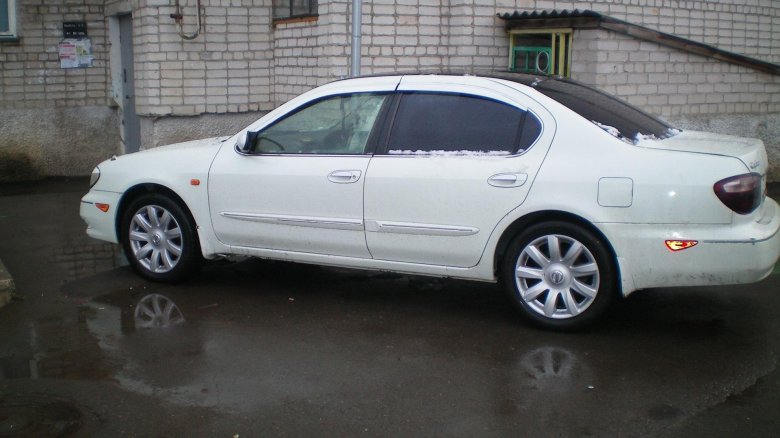Ниссан цефиро а33 белый