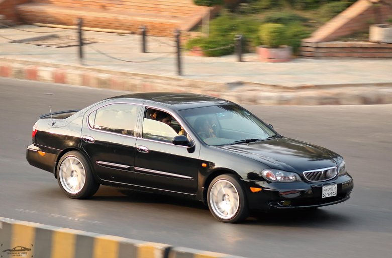 Nissan maxima qx 2000