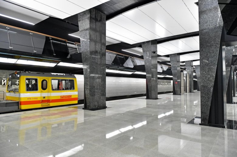 Метро петровский парк